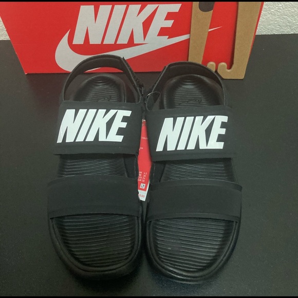 NEW WOMENS NIKE TANJUN SANDALS SZ 6 7 8 CUTE BLACK STYLE 882694001 AUTHENTIC - Picture 8 of 16
